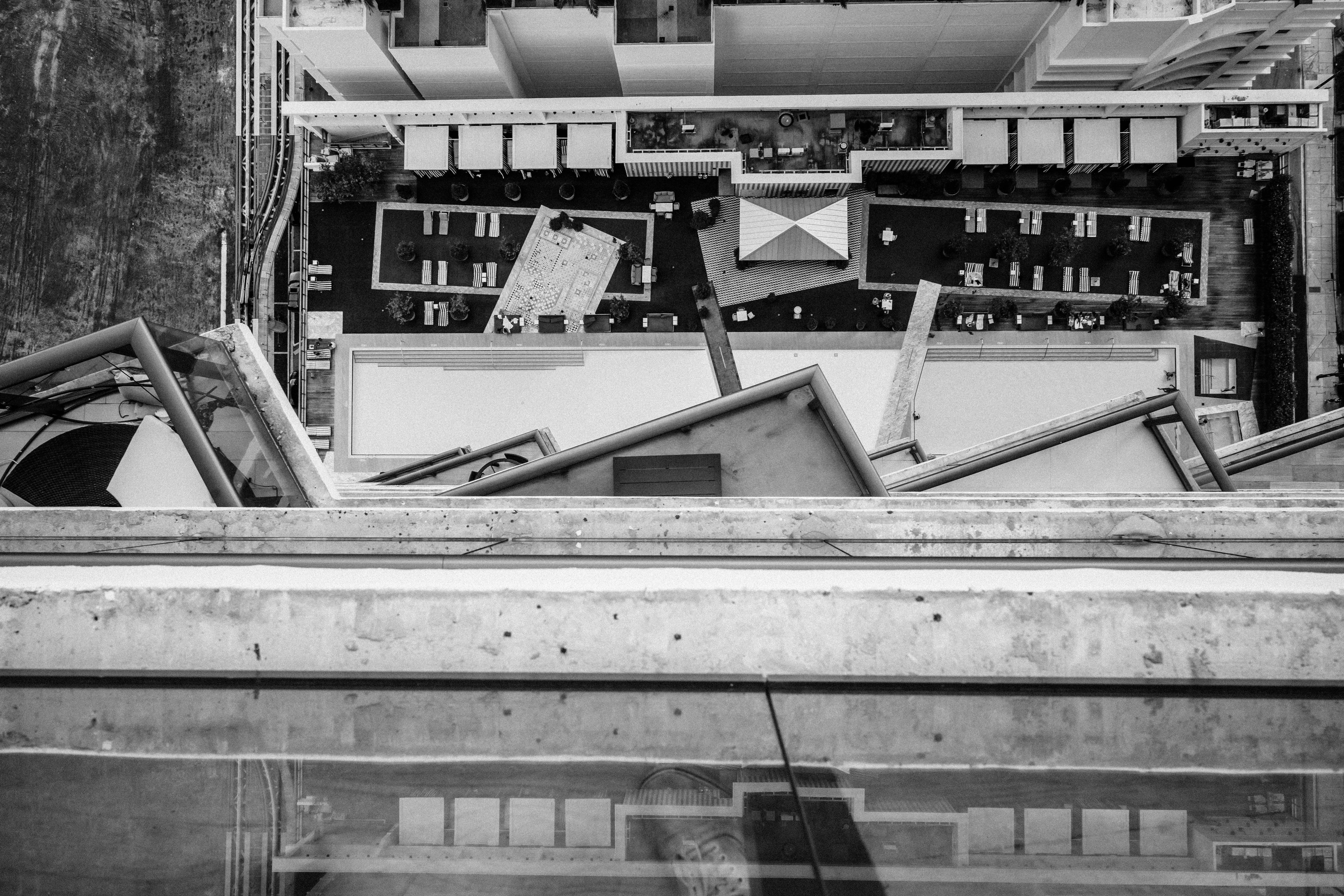 grayscale photo of a building